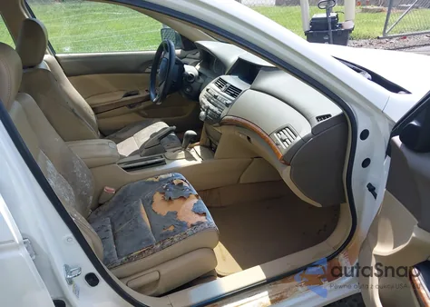 2008 Honda Accord 2.4 Ex-L z USA, uszkodzony, nr VIN 1HGCP26878A146940